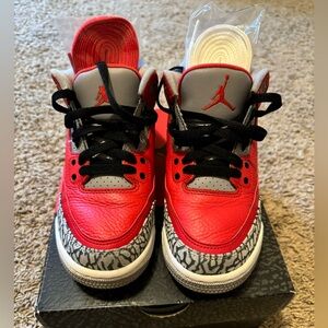 Air Jordan 3 Retro SE (GS) size 4.5Y